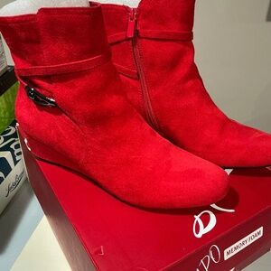 Impo red ankle booties